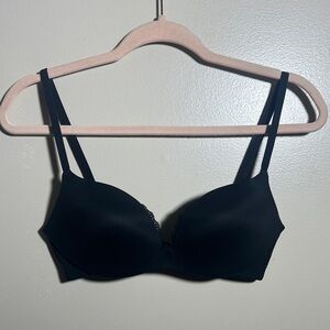 Victorias Secret Black Plunge Bra |‎ 32D